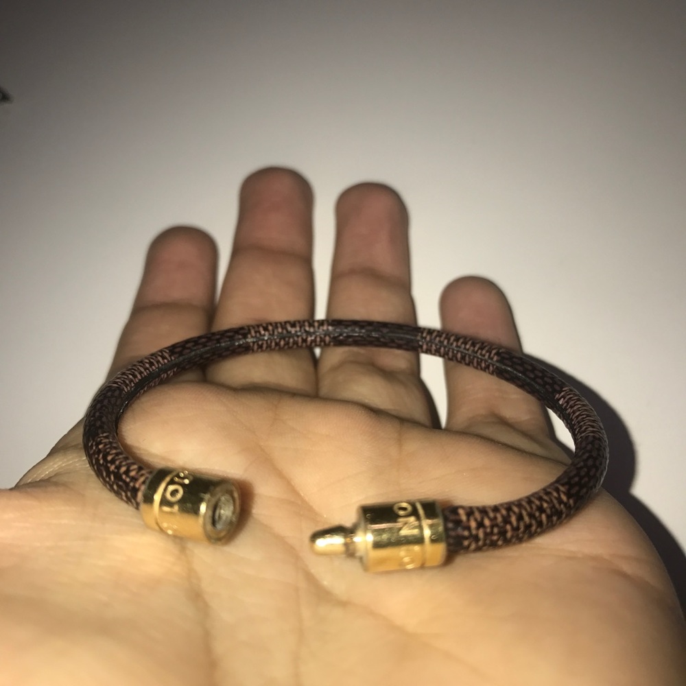 Louis Vuitton Keep It Bracelet 19